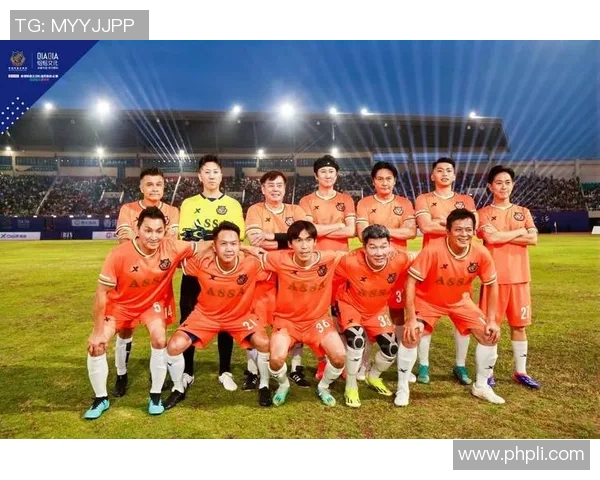 嫁人就嫁足球明星追寻绿茵场上的爱情与梦想